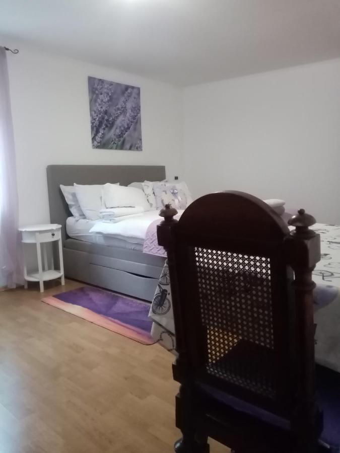 Rooms Serafin-Lavanda Motovun Exterior foto