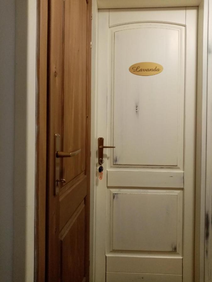 Rooms Serafin-Lavanda Motovun Exterior foto